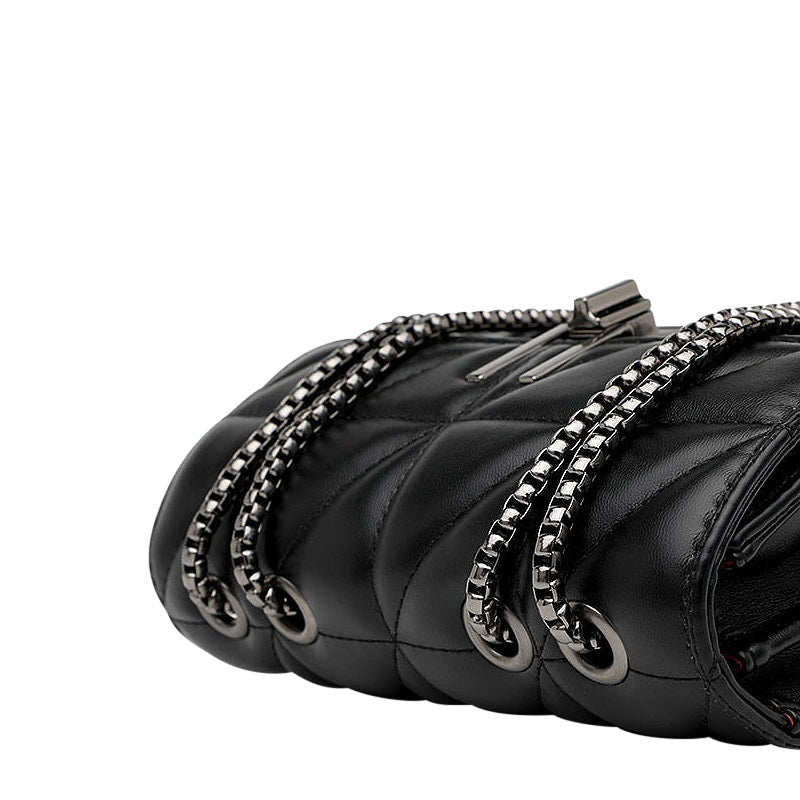 Midnight Luxe – Sac Crossbody Raffiné avec Détail de Chaîne