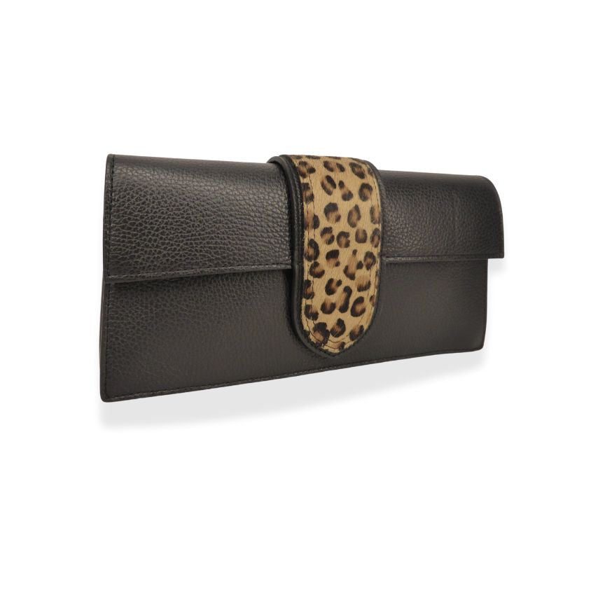 Clutch en cuir italien avec motif imprimé léopard