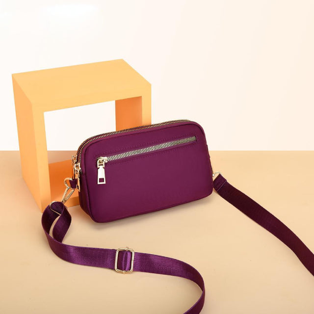 Sacoche Bandouliére Multipoches et Etanche en Nylon