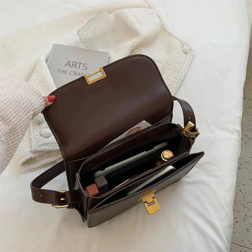 Sac à Bandoulière Compact – Élégant, Pratique & Toujours Stylé