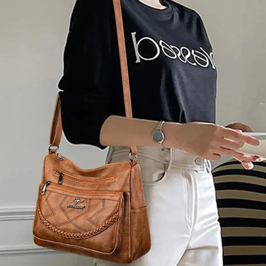 Sac à bandoulière moderne avec de nombreuses poches