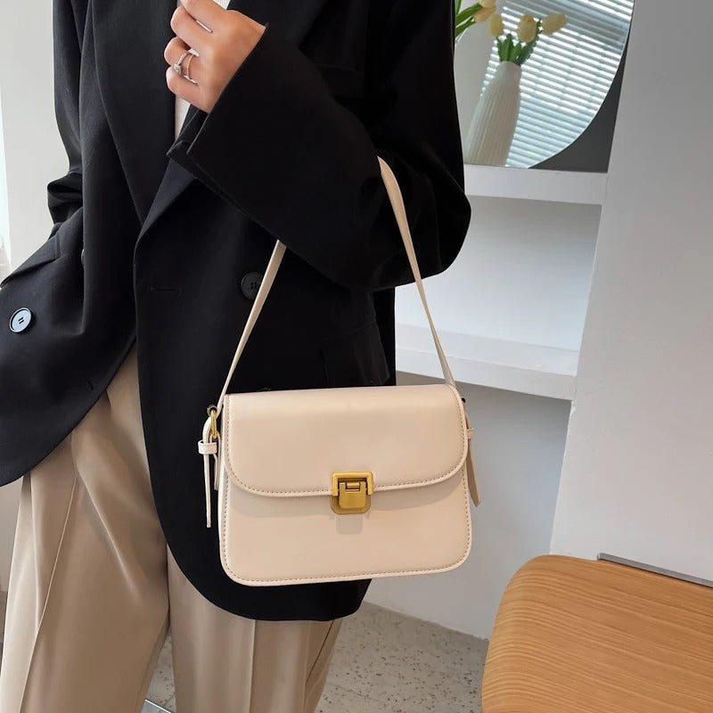 Sac à Bandoulière Compact – Élégant, Pratique & Toujours Stylé