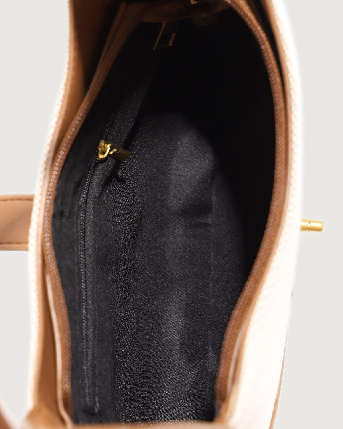 Sac à bandoulière en toile – Intemporel, Élégant & Chic sans Effort