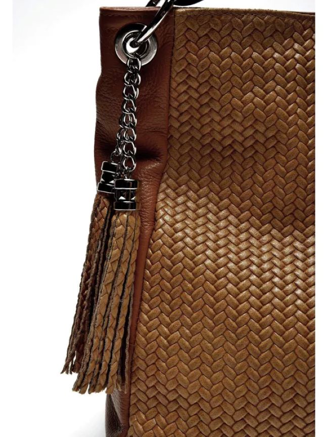 Sac à bandoulière pour femmes en cuir au design tissé