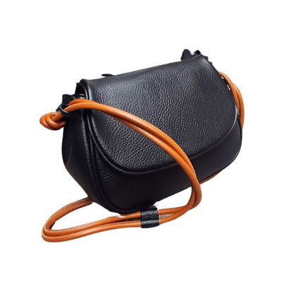 Sac à main en cuir élégant pour femmes - compact, spacieux, simple