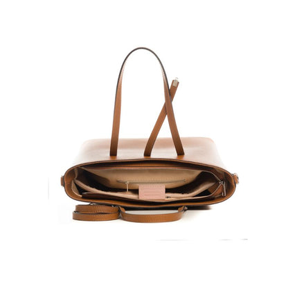 Sac à main en cuir pour femmes avec des détails élégants