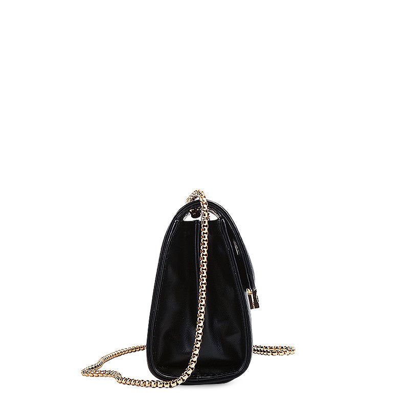 Sac à bandoulière tendance avec détail en cœur – Compact et chic