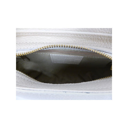 Sac à main en cuir à boucle métallique
