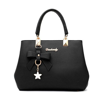 Sac Charm Chic – Élégant, Ludique & Toujours Féminin
